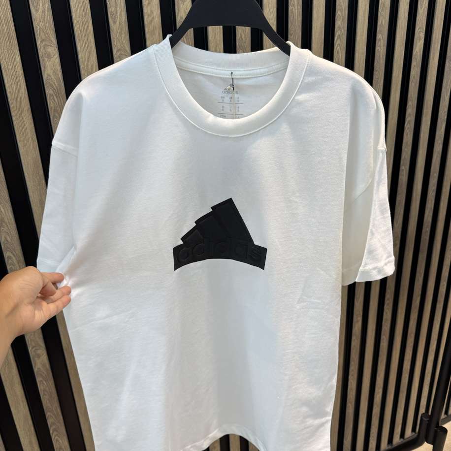 Beyaz siyah ADDS baskı tshirt