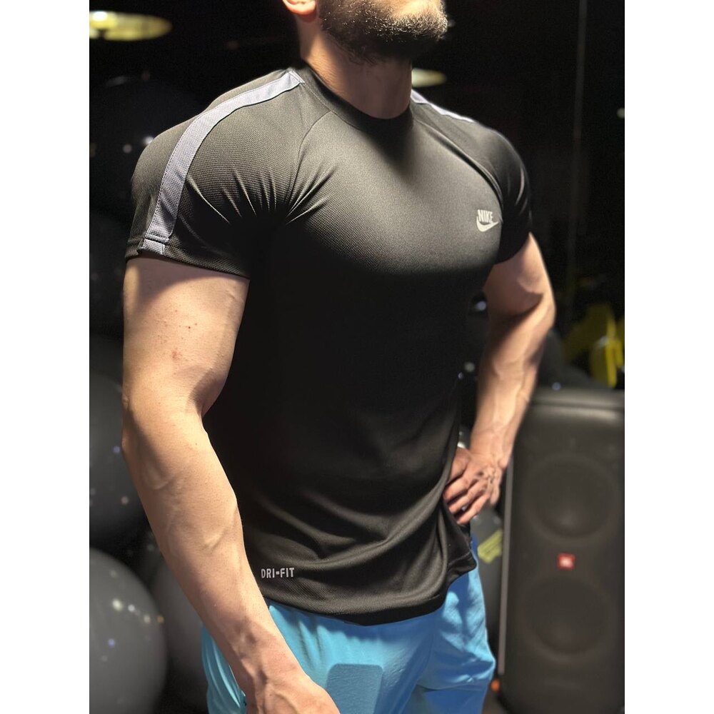 Çizgili nike Tshirt