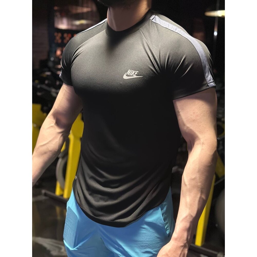 Çizgili nike Tshirt