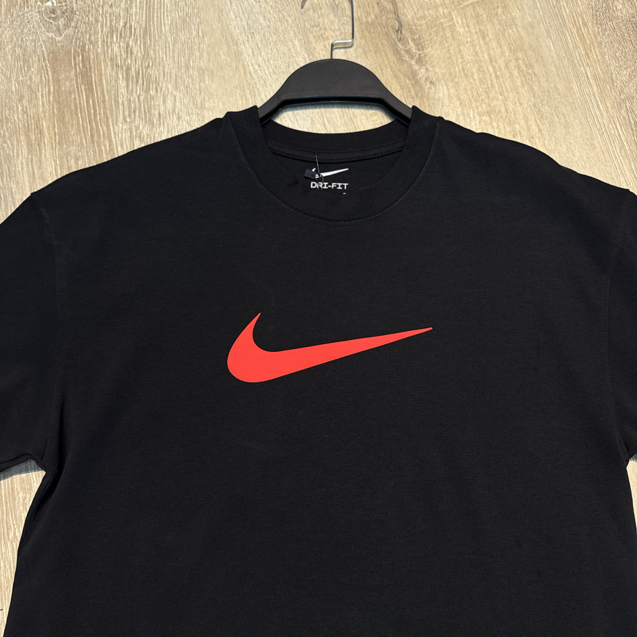 Siyah NK supreme tshirt