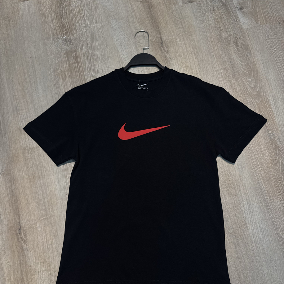 Siyah NK supreme tshirt
